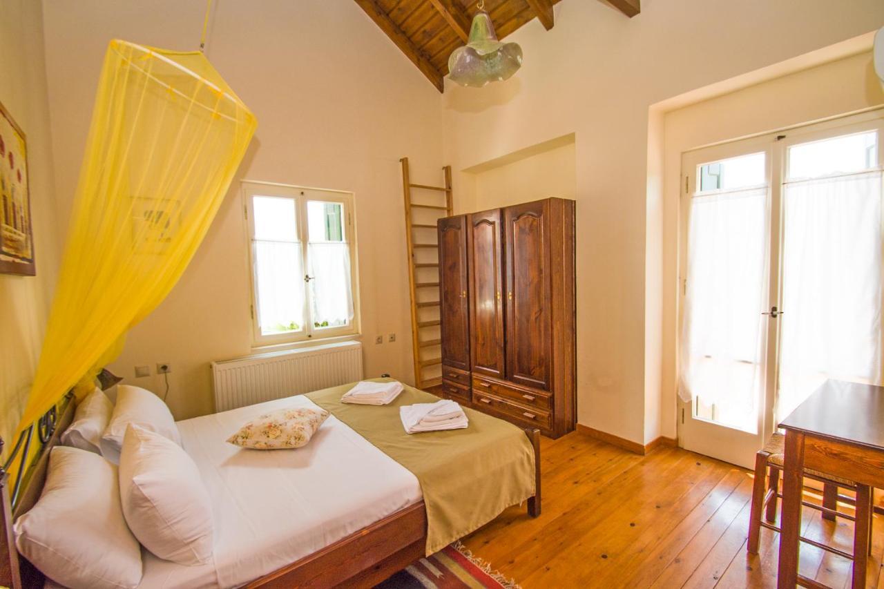 Helianthos Villas Douliana Esterno foto