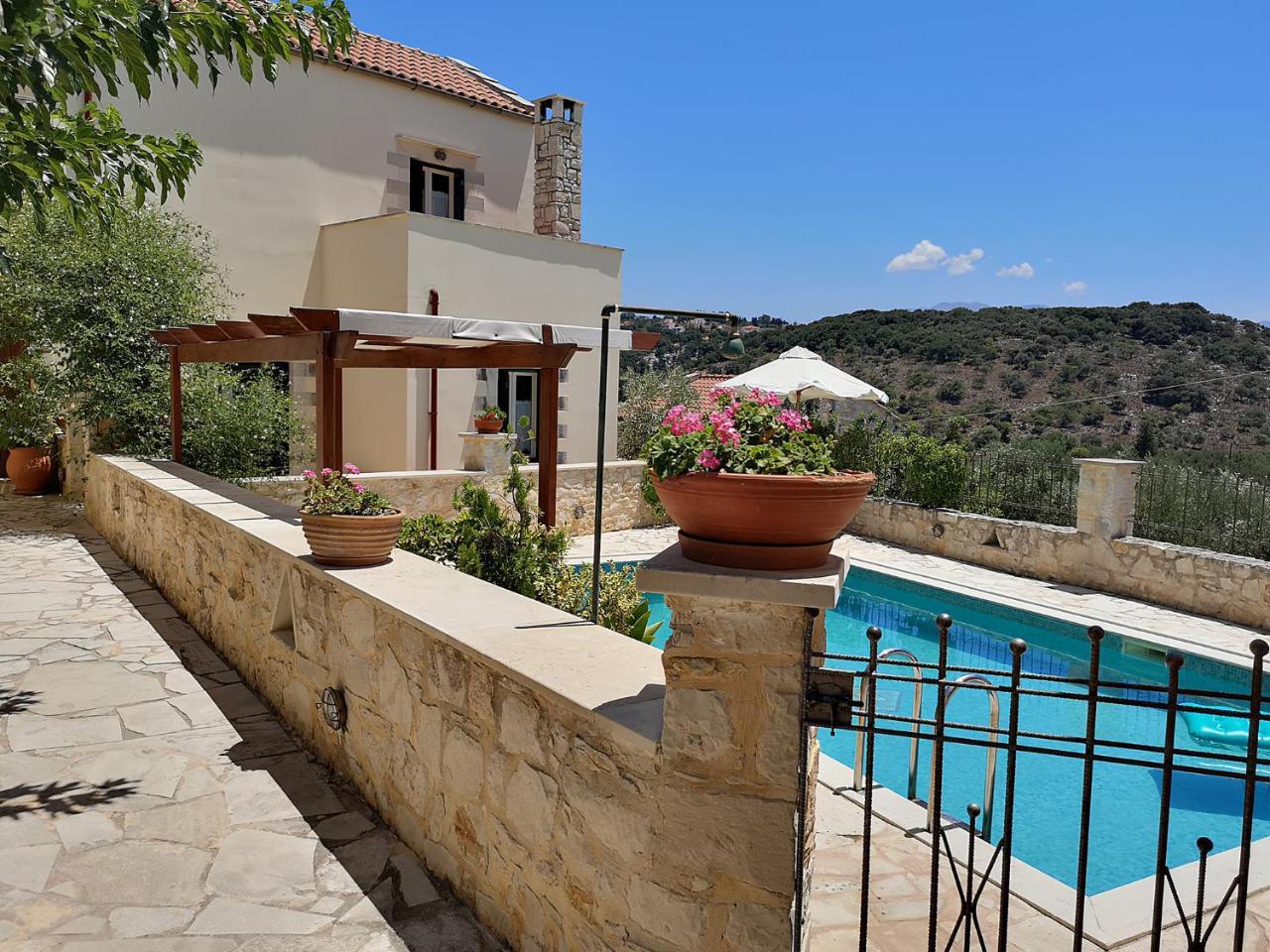 Helianthos Villas Douliana Esterno foto