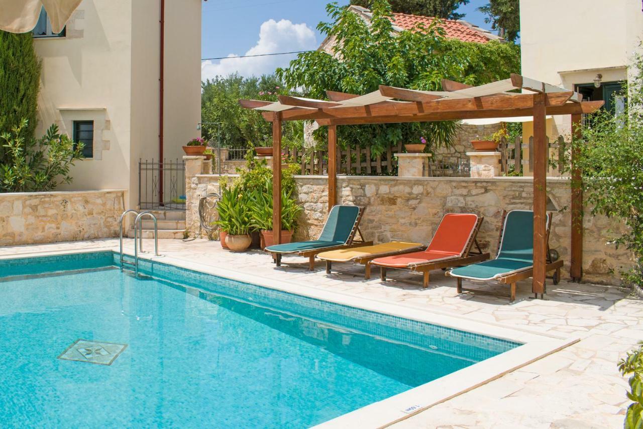 Helianthos Villas Douliana Esterno foto