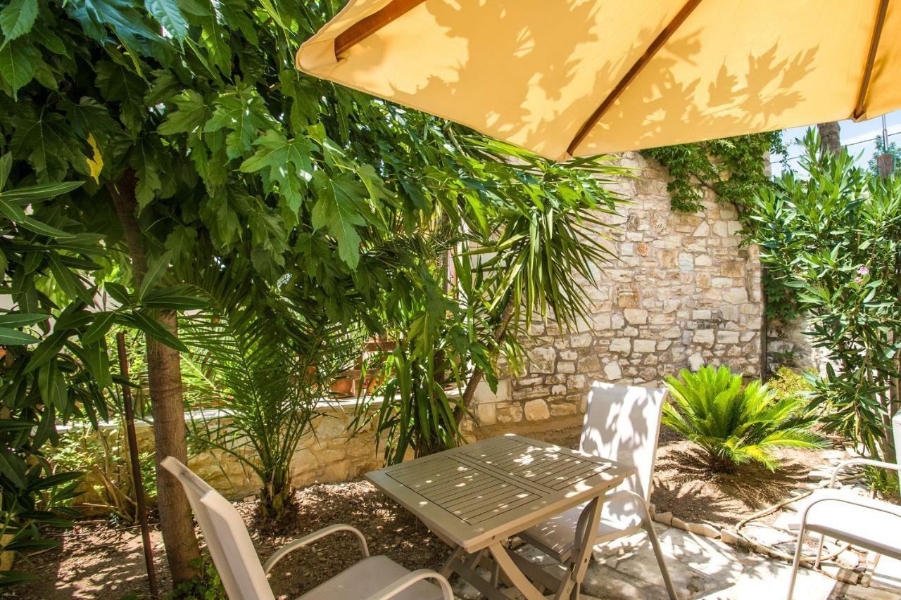 Helianthos Villas Douliana Esterno foto